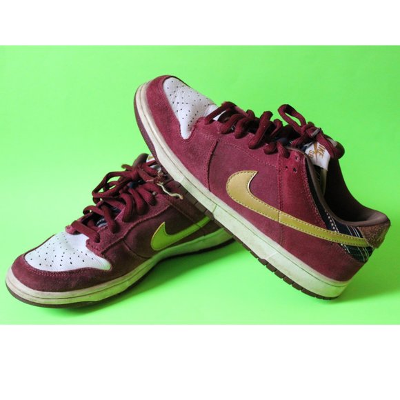 *SOLD*Nike Dunk Low Pro SB Ron Burgundy/Anchorman - Picture 3 of 10